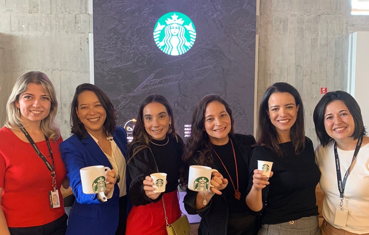 Visita da secretária Joana Florêncio e equipe Investe Recife à Starbucks de São Paulo