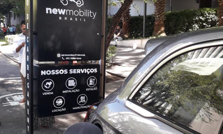 Ponto de recarga de veículos elétricos do EITA Labs New Mobility